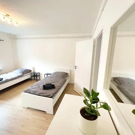 Alt - Monteursunterkunft - Einzelbetten - Gute Anbindung - Bettwäsche - B A Apartment Schwarzenbek