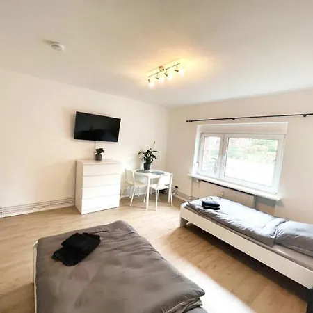 Have-a-nice-stay - A - Monteursunterkunft - Einzelbetten - Gute Anbindung - Bettwaesche Schwarzenbek